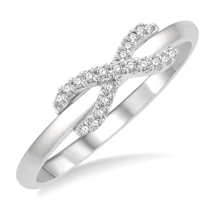 10K White Gold Diamond Infinity Ring